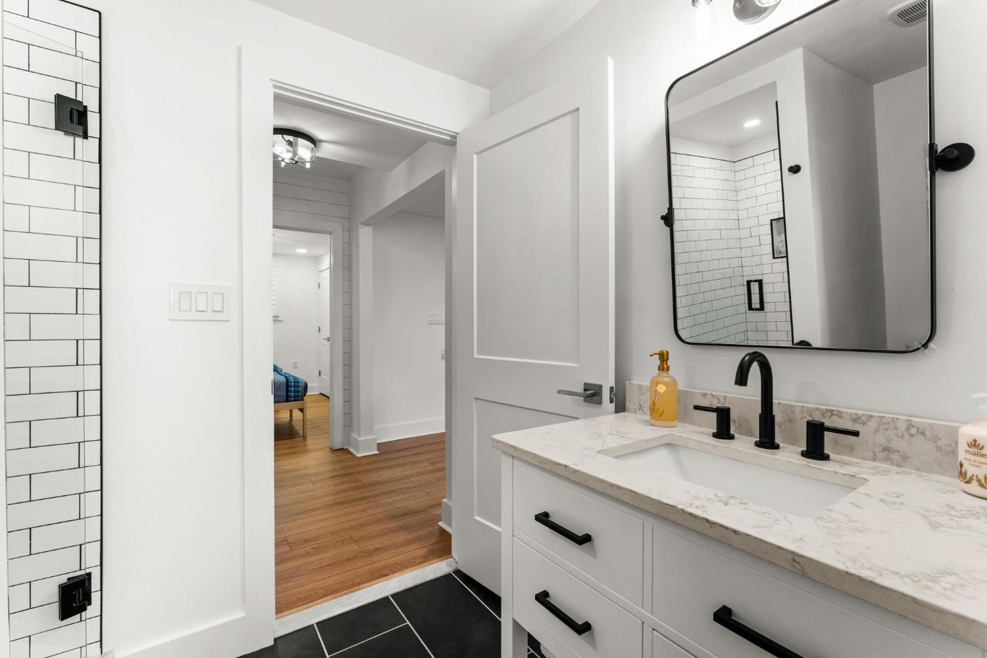 Lakefront Living Mooresville Ngoại thất bức ảnh