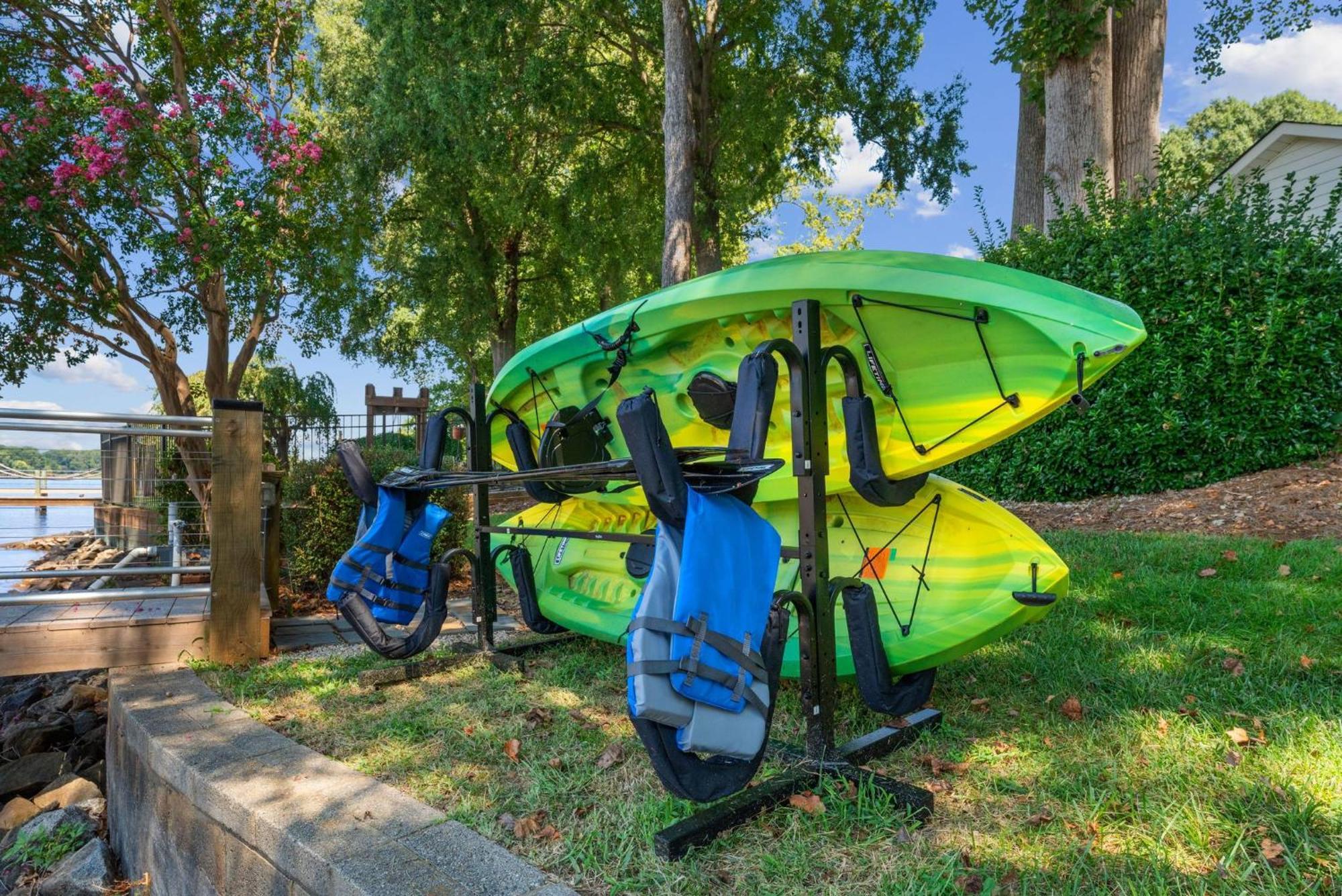 Lakefront Living Mooresville Ngoại thất bức ảnh